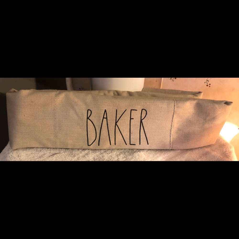 Rolling pin set / apron included NWT - Picture 2 of 2